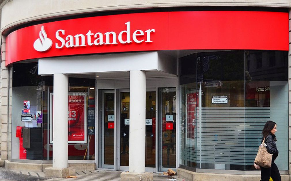 Santander busca adaptar su marca al mundo digital