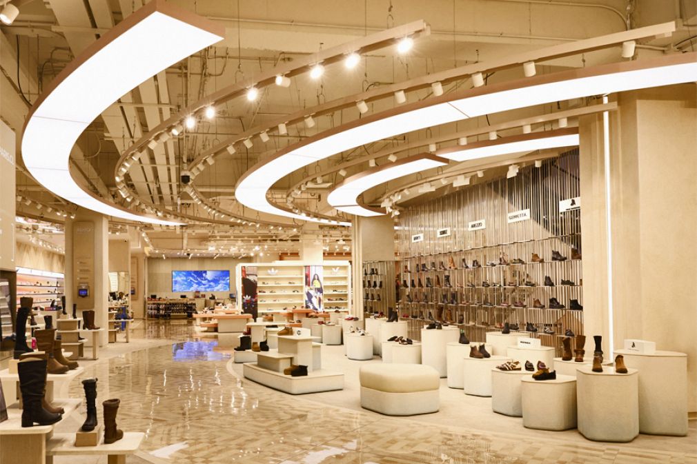 Reinauguración de tienda Paris en Cenco Alto Las Condes