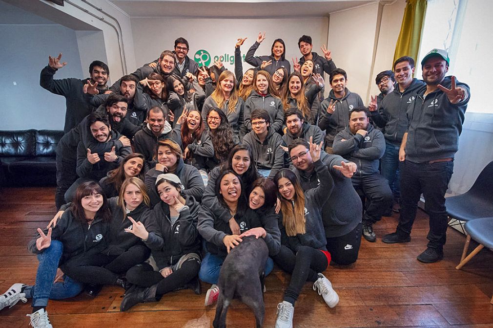Poliglota cierra gran año con premio al emprendimiento