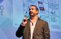 Iv&aacute;n Marchant en seminario de IAB Chile
