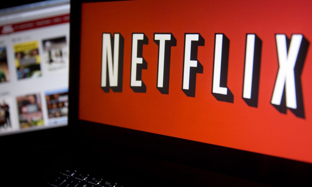 Netflix disminuye ingresos y aumenta suscriptores
