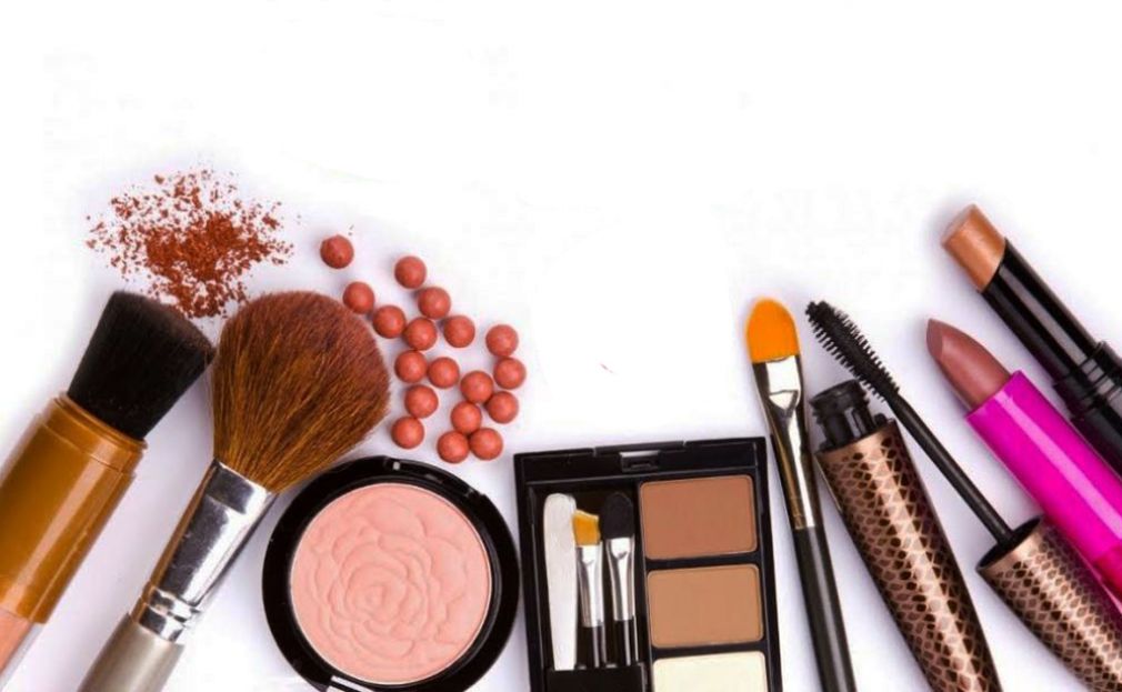 Preparan pr&oacute;xima feria del mercado de la cosm&eacute;tica